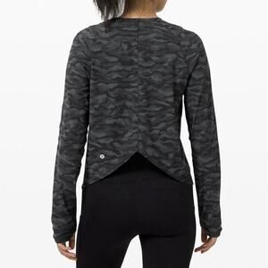Lululemon Rise And Run Long Sleeve Camo Womens Running Active Thumb Holes